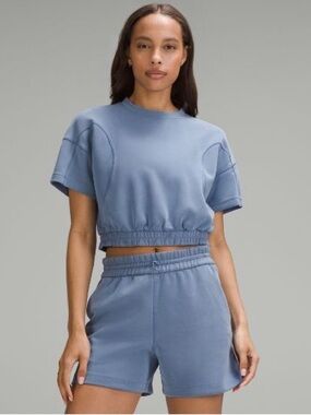 lululemon Oasis Blue Cropped Short Sleeve Top